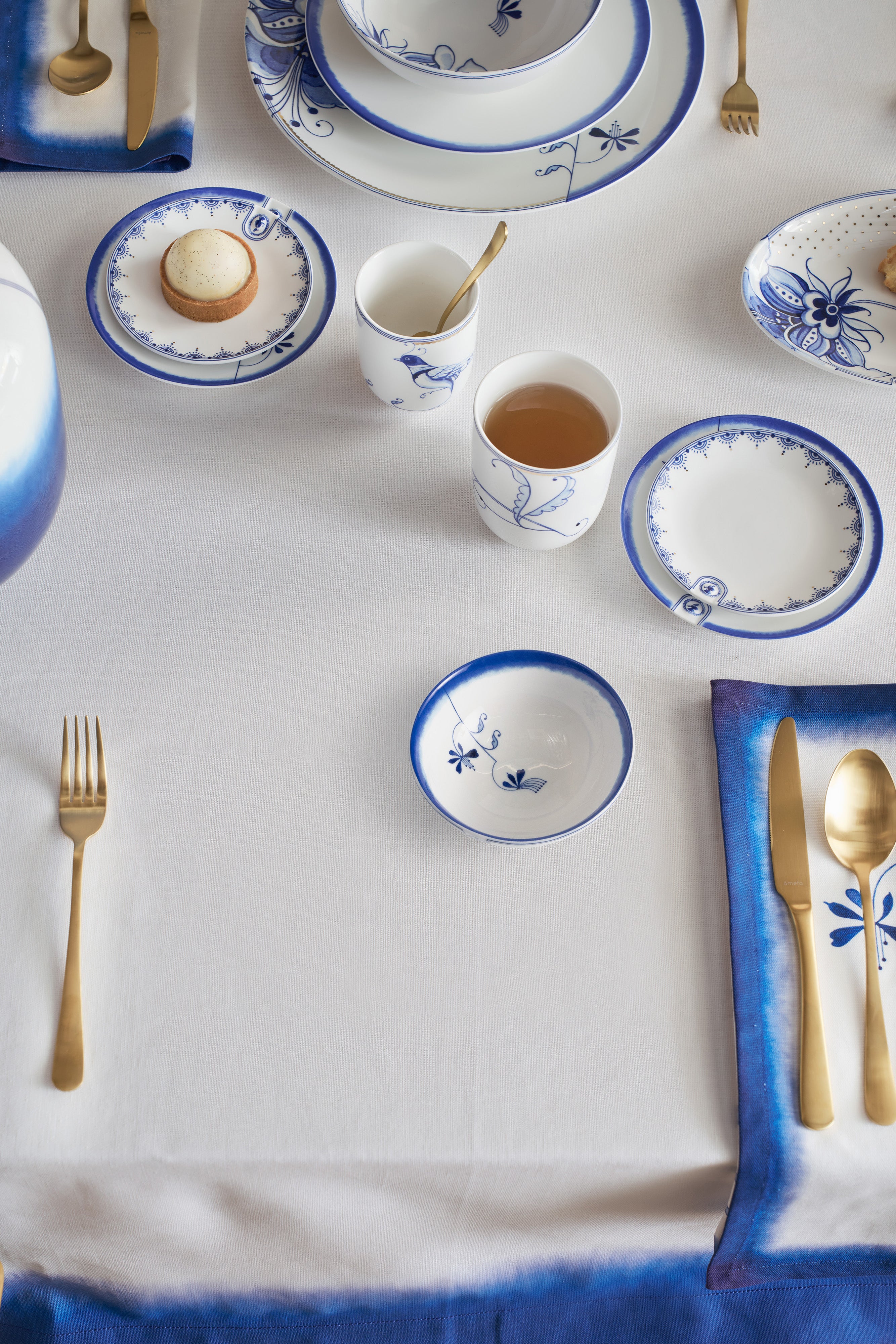 Tas Porcelani Pip & The Blue Bird 12cm