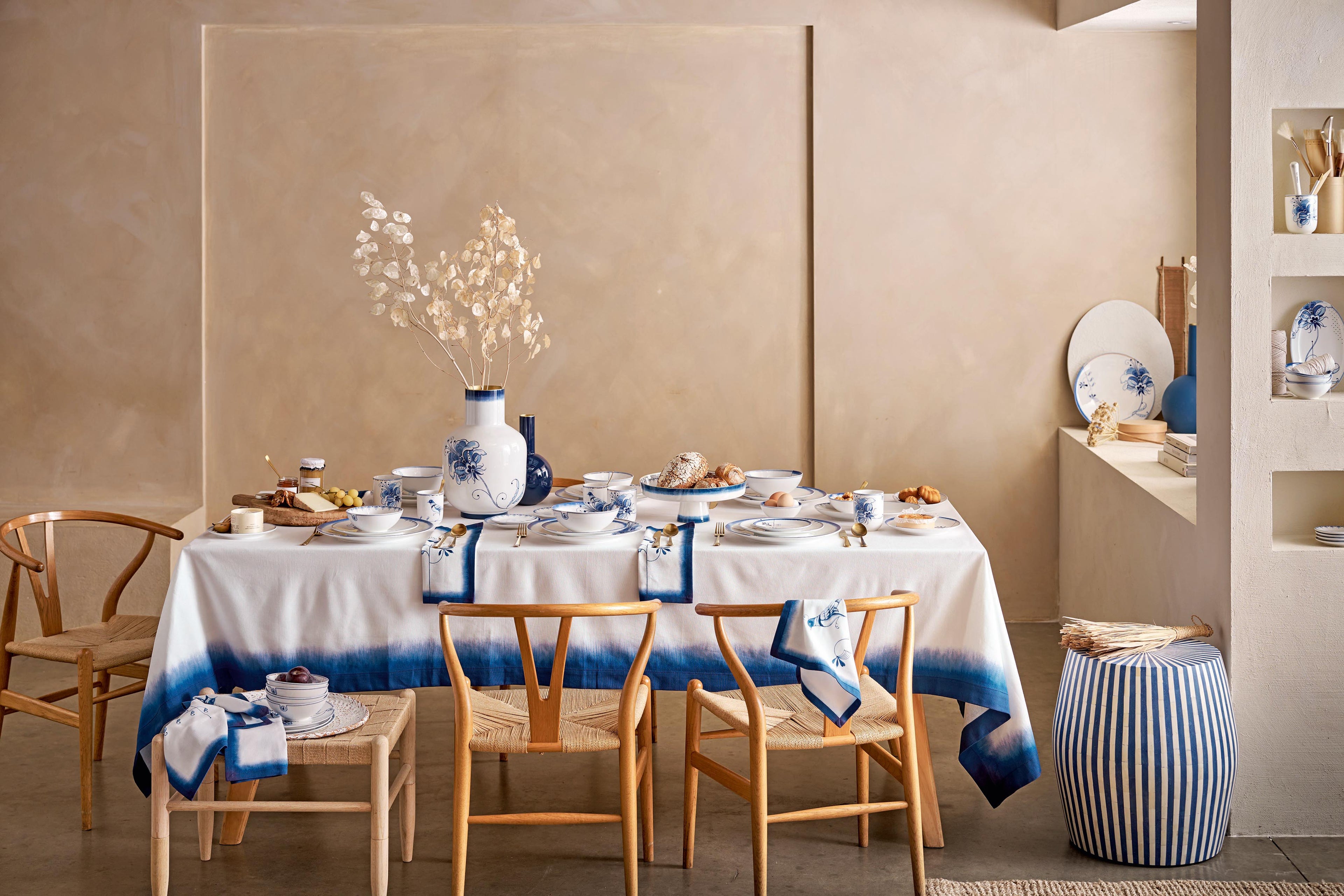 Vazo Metalike Pip & The Blue Bird – Blue Illustration 36cm